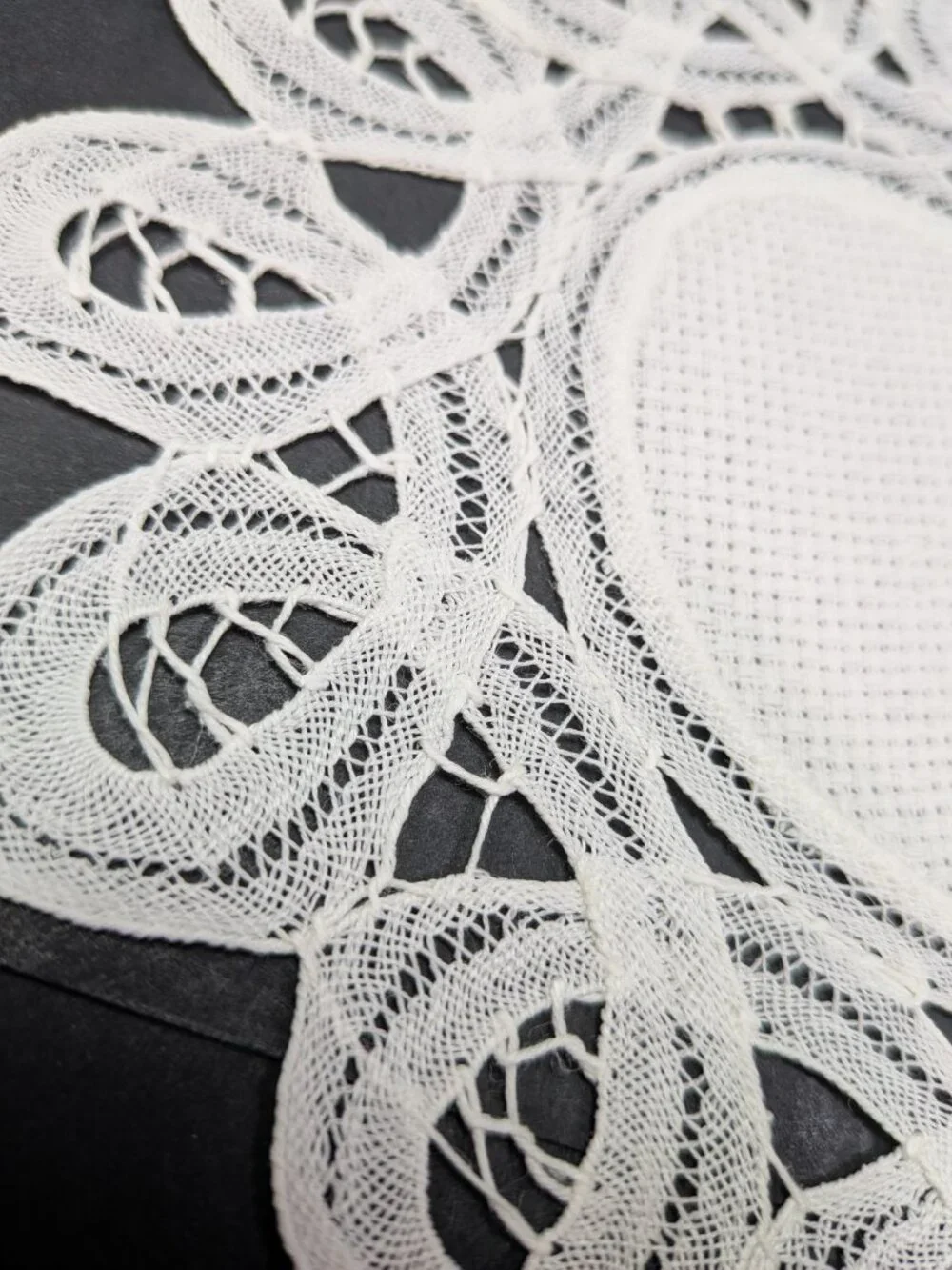 Set of 2 White Lace Heart Doilies Grid Center Cross Stitch Base 8x7 NWT